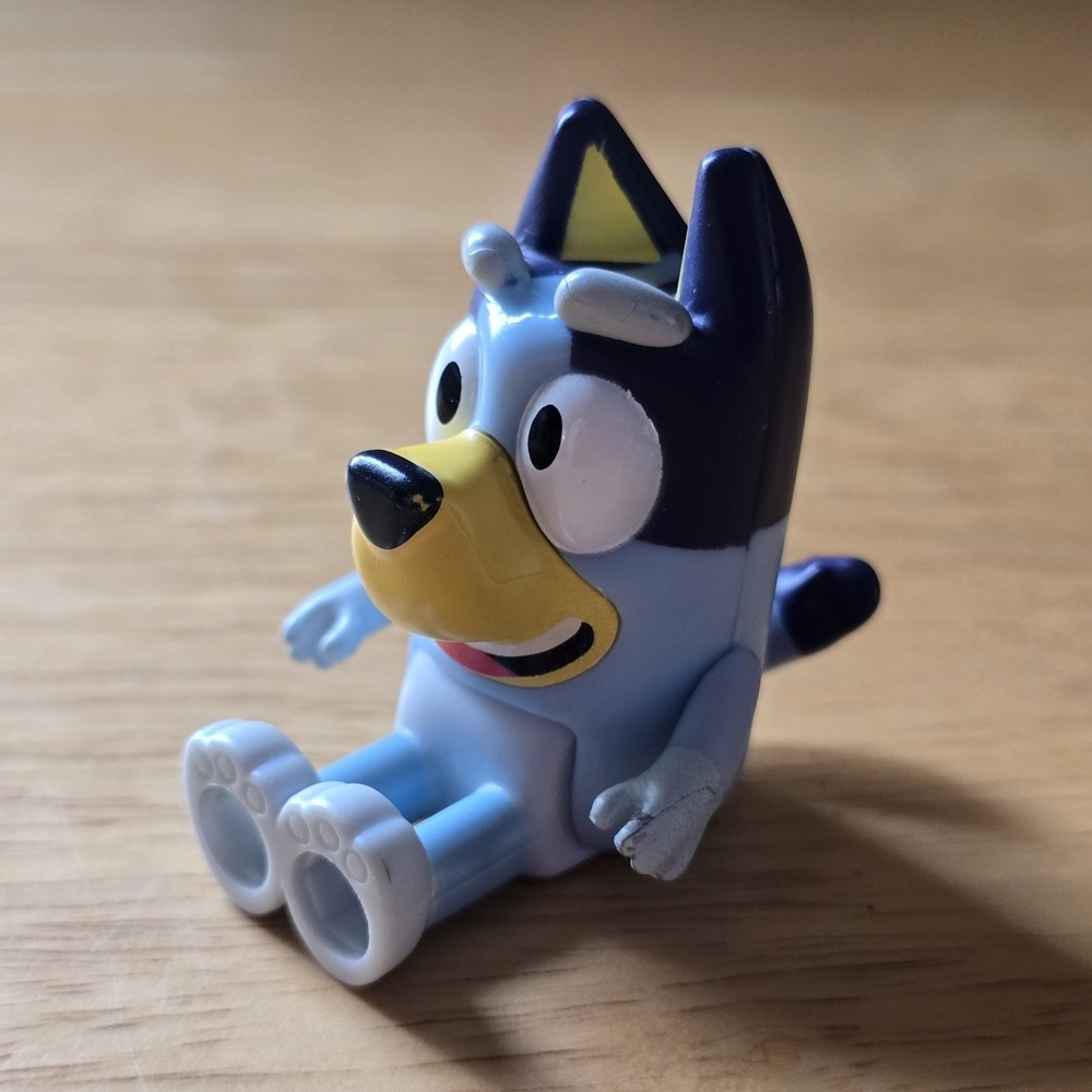Bluey Poseable Mini Action Figure 2.5" Moose Ludo Studio Licensed Kids Toy
